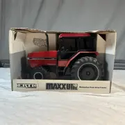 Case International 5130 Maxxum Tractor w Mechanical Front Drive 1/16 Scale Ertl