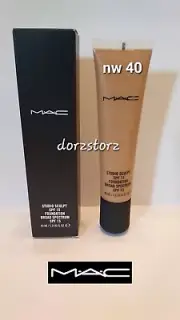 MAC Studio Sculpt Foundation SPF 15 *NW40* / 1.3 oz / New in box
