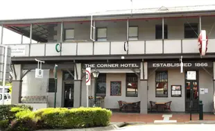 角落飯店The Corner Hotel