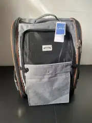 Expandable Pet Carrier Backpack for Small Dogs Medium Cats Fit Up to 18 Lbs