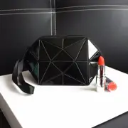 2Pcs Makeup Organizer Bag Foldable Geometric Striped Makeup Bag Leisure Travel