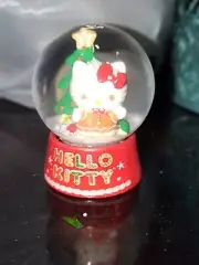 Hello Kitty 2024 Christmas Mini Snow Globe