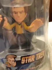 star trek vinyl figure captain kirk quogs