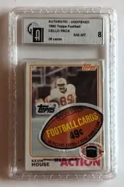 1982 Topps Football Unopened 28 Card Cello Pack GAI 8 NM-MT