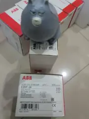 2CDS283001R0338 S203P-Z4 ABB MCB 1 pc STORE BOX7