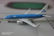 Gemini Jets KLM Royal Dutch Boeing 737-700W in Old Color Diecast Model 1:400