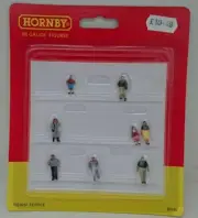 Hornby R7116 OO Gauge Figures "Town People" NEW