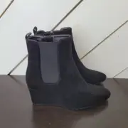 NEW Anne Klein Valore Womens Black Suede Ankle Booties Wedge Size 6.5