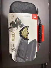 THE LEGEND OF ZELDA NINTENDO SWITCH Protection CARRYING CASE Hylian Crest NEW