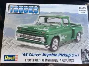 Revell #85-7210 - 1/25 scale - 1965 Chevy Stepside Pickup 2'n1 - New