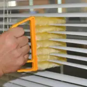 7 SLAT VENETIAN BLIND CLEANER BRUSH DUSTER BLINDS EASY CLEANING TOOL WASHABLE