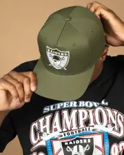 [Mitchell & Ness] Mitchell & Ness Men's Oakland Raiders Core Sport Snapback Cap in Olive Green One Size Olive Green