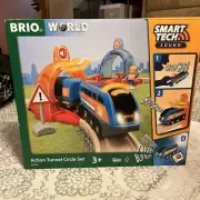 BRIO Wooden Train Smart Tech Action Tunnel Circle Set 33974 3+ New