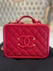 Chanel Filigree Vanity Case Quilted Caviar Red Medium
