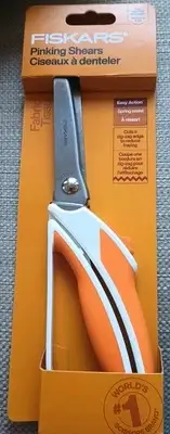 Fiskars Easy Action Pinking Shears, 10.5 Inch (191000-1001)