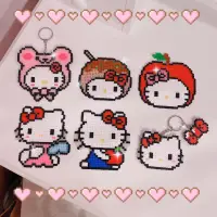 在飛比找蝦皮購物優惠-Hello Kitty造型拼豆鑰匙圈💖🌈