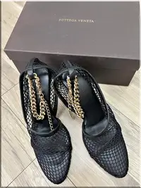 在飛比找Yahoo!奇摩拍賣優惠-BOTTEGA VENETA BV 正品新品 黑色跟鞋 38