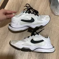 在飛比找蝦皮購物優惠-🔖•₊˚ Nike Air Zoom Division 黑白