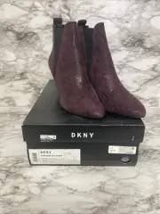 DKNY Alani Womens Boots Size 7.5 Dark Purple Snake Print Slip On Ankle Booties