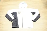 在飛比找Yahoo!奇摩拍賣優惠-棒球世界 日本進口SSK風衣夾克外套 特價 白色