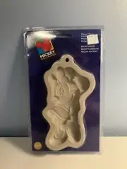 Mickey Unlimited Minnie Mouse Stone Cookie Mold - Disney - Wilton - 2306-3601