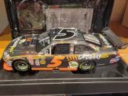2010 AUTOGRAPHED Mark Martin #5 GoDaddy - 1:24 ELITE Impala COT PLATINUM #12/24