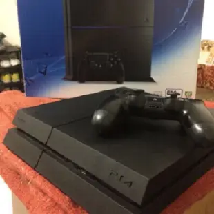 《肉腳蛋 PS4遊戲主機》CUH-1207型 500GB/ 1TB 極致黑/ 冰河白 遊戲主機