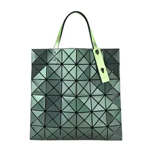 ISSEY MIYAKE 三宅一生 BAOBAO 壓紋亮面6X6手提包-綠/平行輸入