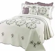 BEAUTIFUL XXL WHITE GREEN PURPLE LAVENDER FLORAL FLOOR COTTAGE QUILT BEDSPREAD