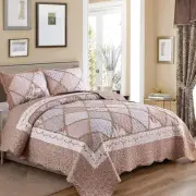 VIVILINEN Queen Size Light Pink Floral Patchwork Quilt Set Size,