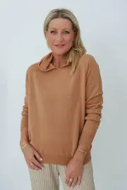 MerinoSnug Alpaca/Wool Hoodie-Style Long Sleeve Top – Alpaca/Merino Wool Blend, Camel / L