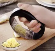 Garlic Press, Stainless Steel Garlic Press, Manual Grinding Curved Ginger Crushe