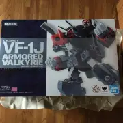 Brand new unopened DX Chogokin VF 1J Armored Valkyrie