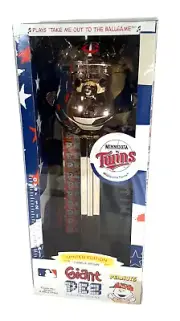 CHARLIE BROWN MINNESOTA TWINS LIMITED EDITION GOLD MUSICAL GIANT PEZ - NEW