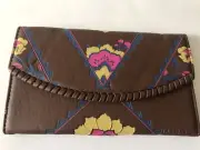 WOMEN'S BILLABONG BROWN/FLORAL SMALL CITY VIBES SNAP TRI FOLD WALLET NWT