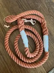 Sassy Woof Burnt Orange Rope Dog Leash: 5-ft long