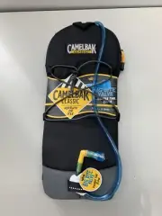 Camelbak Classic 70 Oz Hiking / Cycling Backpack