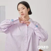 在飛比找momo購物網優惠-【gozo】gozo抓褶大鈕釦條紋長襯衫(兩色)