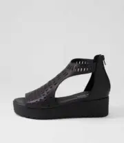 New Django & Juliette Oxxie Black Leather Sandals Womens Shoes Casual