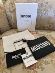 Moschino Logo Print Zip Wallet Black Leather New With Tags