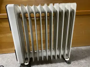 【尚典中古家具】義大利DeLonghi迪朗奇葉片式電暖器(11片)  中古電暖器  二手電暖器