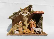 NIB FONTANINI 7 PIECE NATIVITY SET 5" SCALE CRECHE W/ HOLY FAMILY, ANGEL, SHEEP