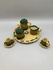 10 Piece childs Pineapple tea set