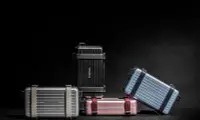 在飛比找Yahoo!奇摩拍賣優惠-【二手正品】DIOR X RIMOWA聯名款鋁鎂合金 手拿包