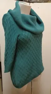 Jaclyn Smith NWT XXL Women's Green Crocheted Cowl Neck Sweater