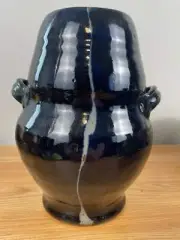 William "Bill" Kremer Studio Pottery Black Handled Vase Notre Dame Professor RAR