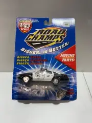 Road Champs Police Car Series - Vintage - 1/43 2 Piece Wheels Moving Parts New