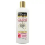 Tresemme Colour Shineplex Colour Protect with Camelia Oil Conditioner 675ml