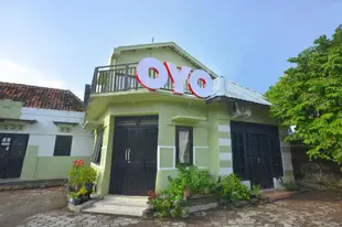 OYO 634埃爾加薩特羅斯蘭旅館OYO 634 Elga Sastro Inn Syariah