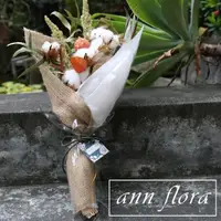 在飛比找momo購物網優惠-【ann flora】自然田園風乾燥花束(主要為各式乾燥花)